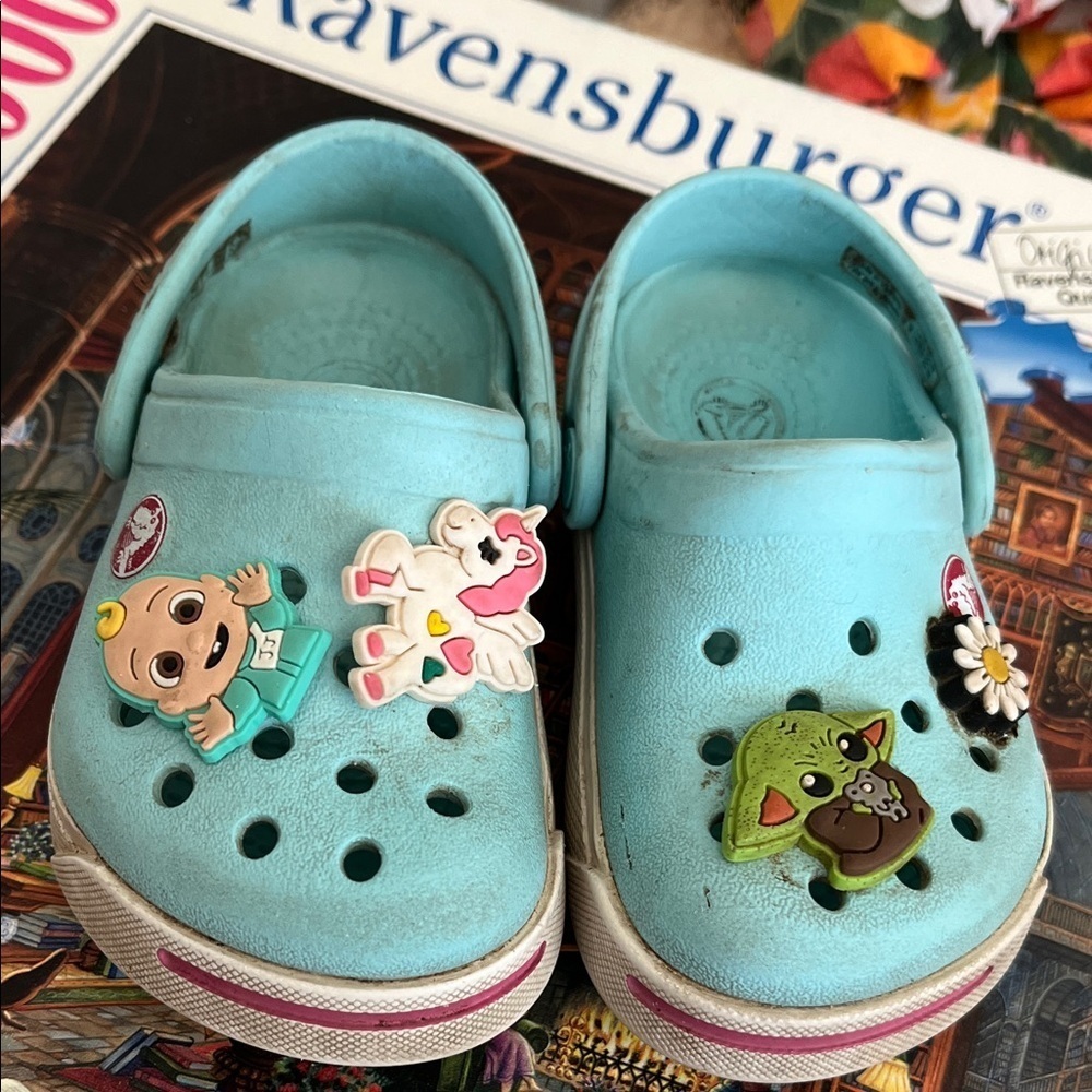 Crocs Kids Blue Clogs with Fun Charms Size 4 5